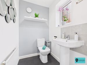 Downstairs WC - click for photo gallery